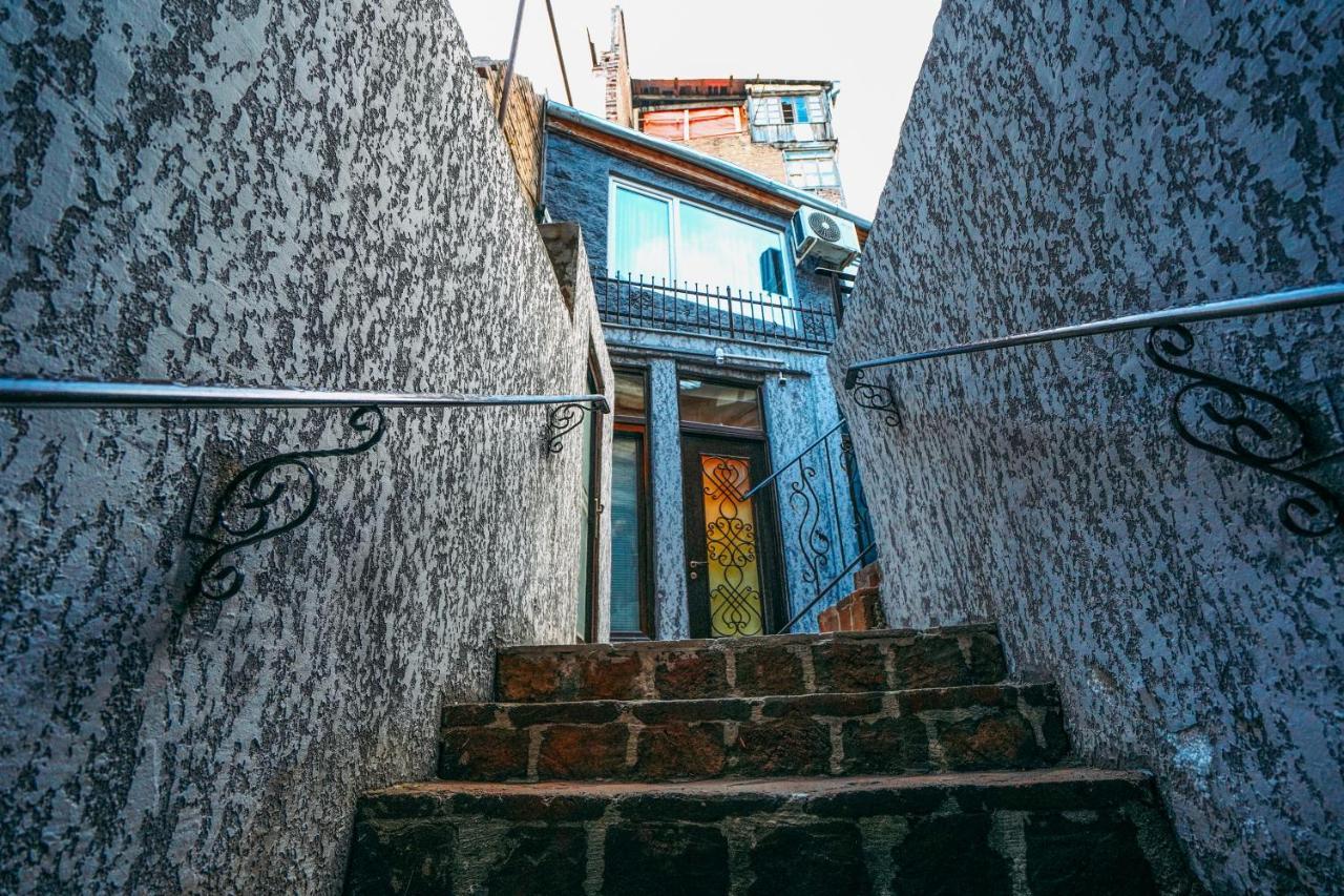 Second House Rustaveli Lejlighed Tbilisi Eksteriør billede